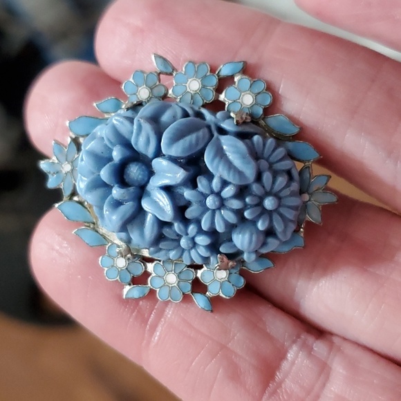 Vintage RARE CORO dress clip molded glass flowers enamel florals art deco